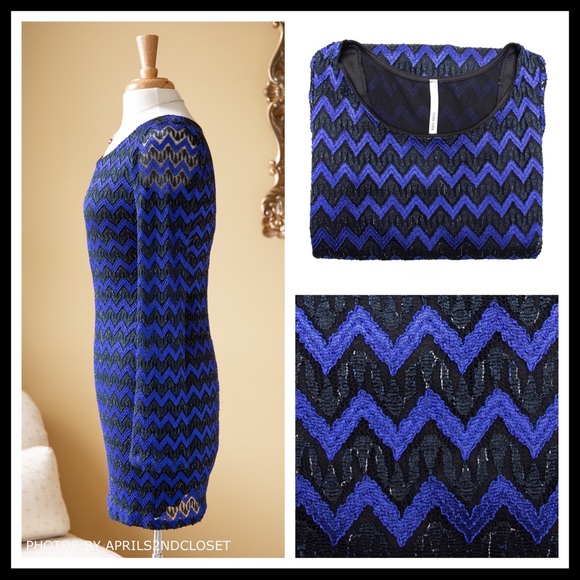 METALLIC COBALT LACE LONG SLEEVES MINI DRESS A2C - Picture 4 of 8